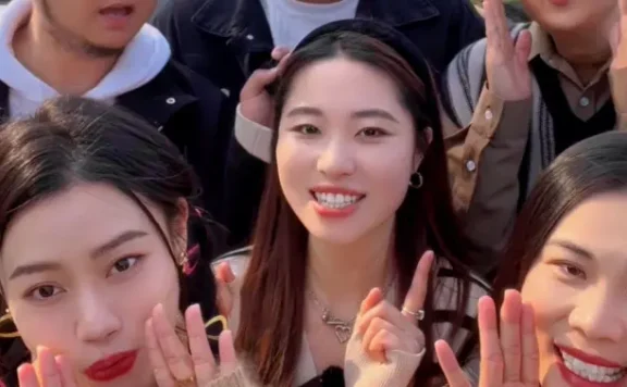 【翻唱者】你浅浅的微笑就像乌梅子酱~yoho